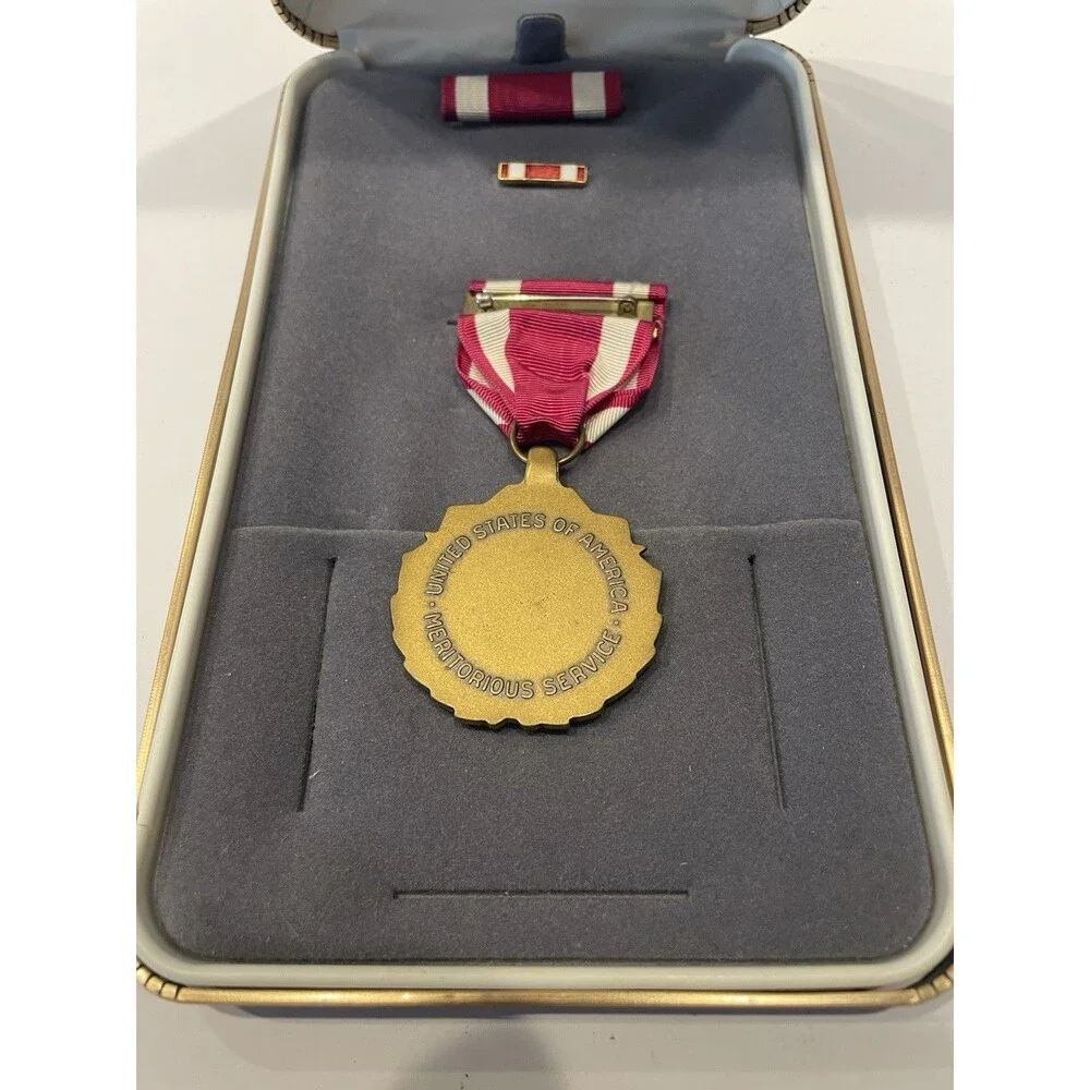 Vintage U.S. Military Meritorious Service Medal Ribbon Bar, Lapel Pin & Case Set